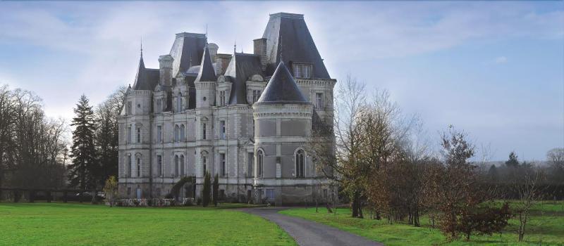Chateau De La Tremblaye Cholet Exterior photo